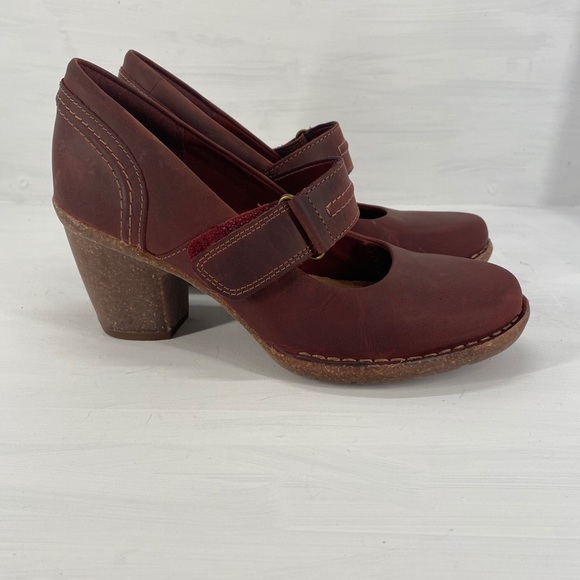 clarks sugar plum pumps